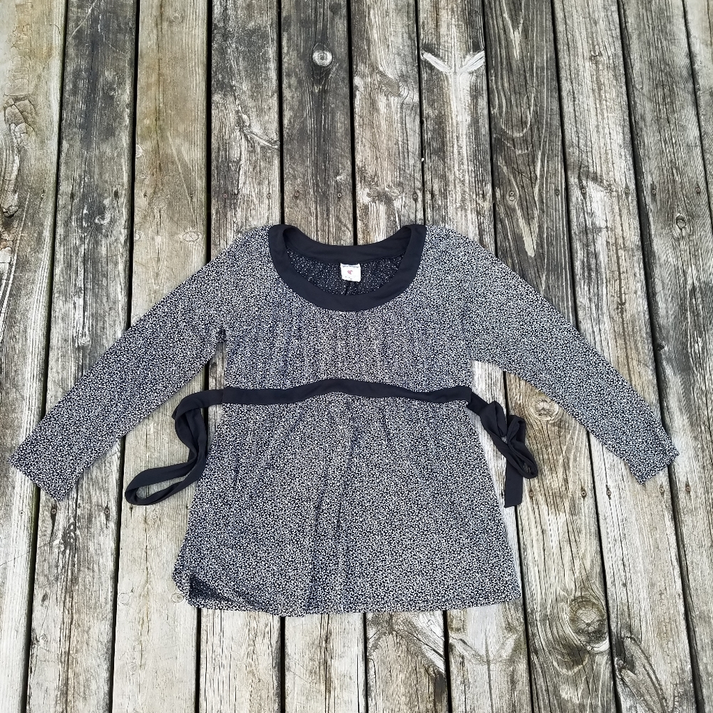 Two Hearts Maternity Boutique maternity top